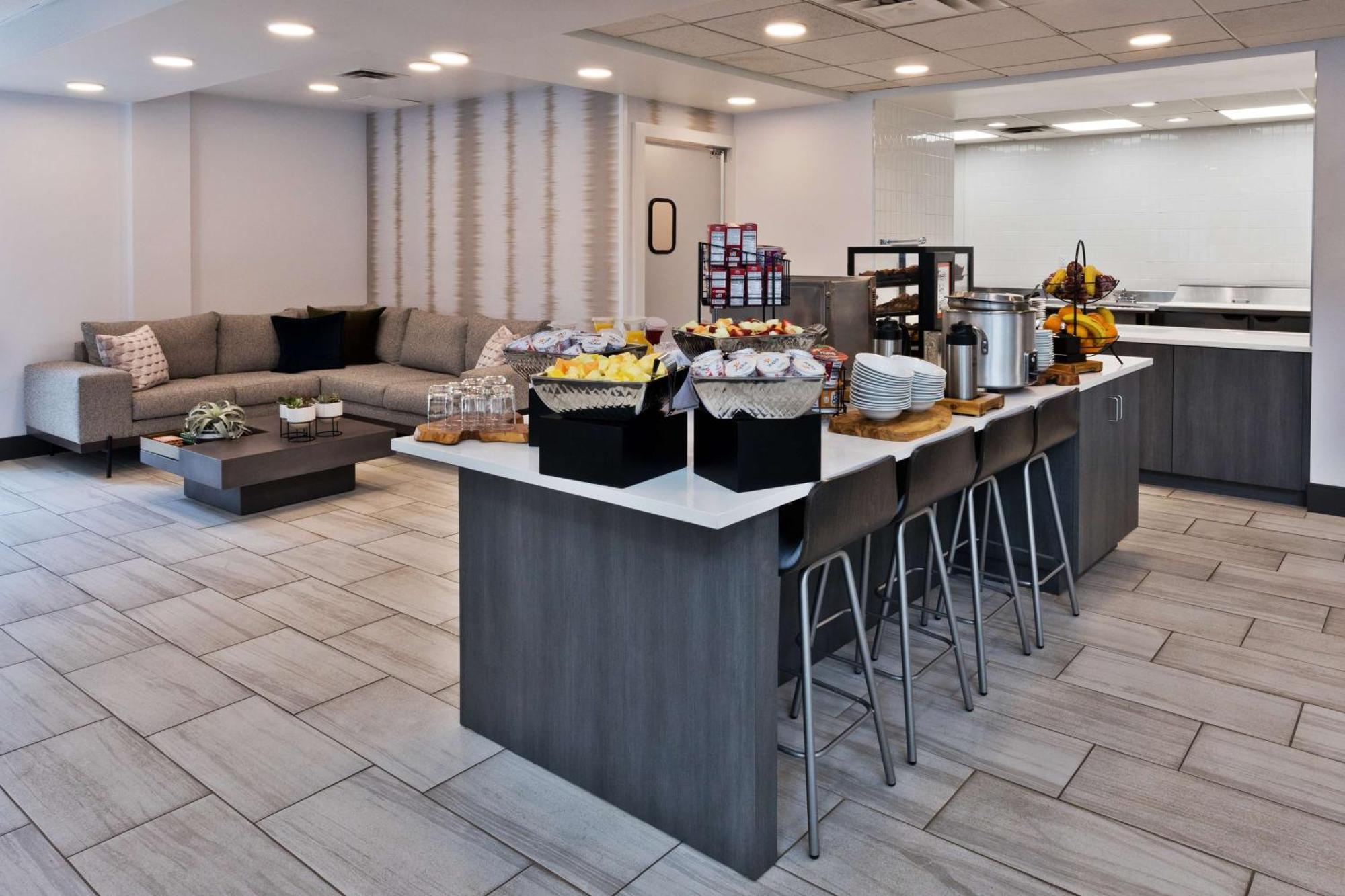 Hilton Garden Inn Birmingham Se/Liberty Park מראה חיצוני תמונה