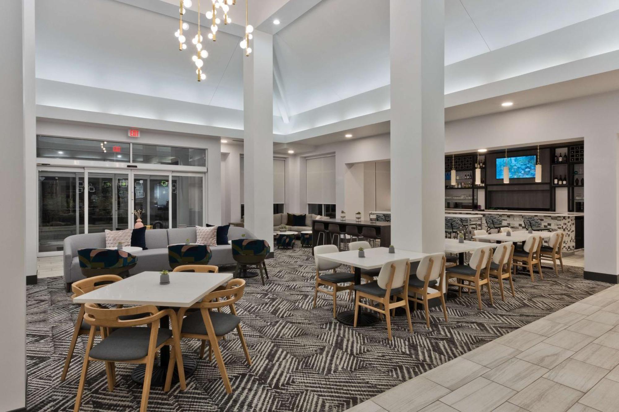 Hilton Garden Inn Birmingham Se/Liberty Park מראה חיצוני תמונה