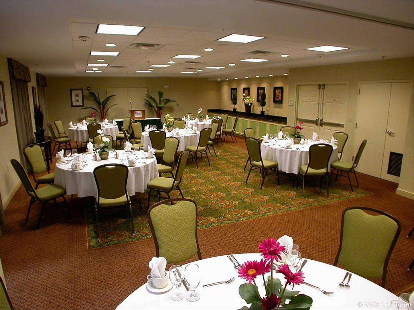 Hilton Garden Inn Birmingham Se/Liberty Park מסעדה תמונה