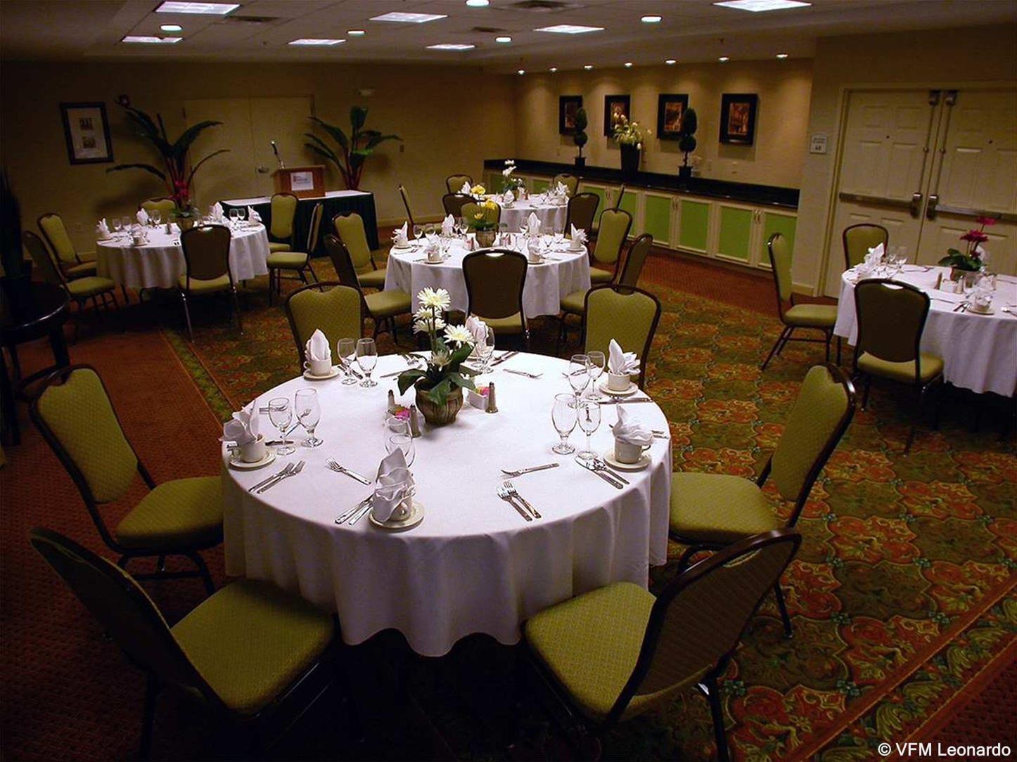 Hilton Garden Inn Birmingham Se/Liberty Park מסעדה תמונה